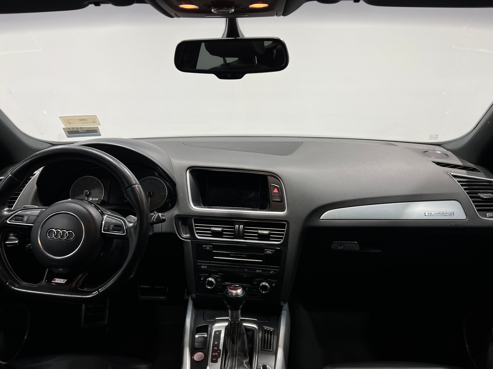 Thumbnail: 2016 Audi SQ5 - 3