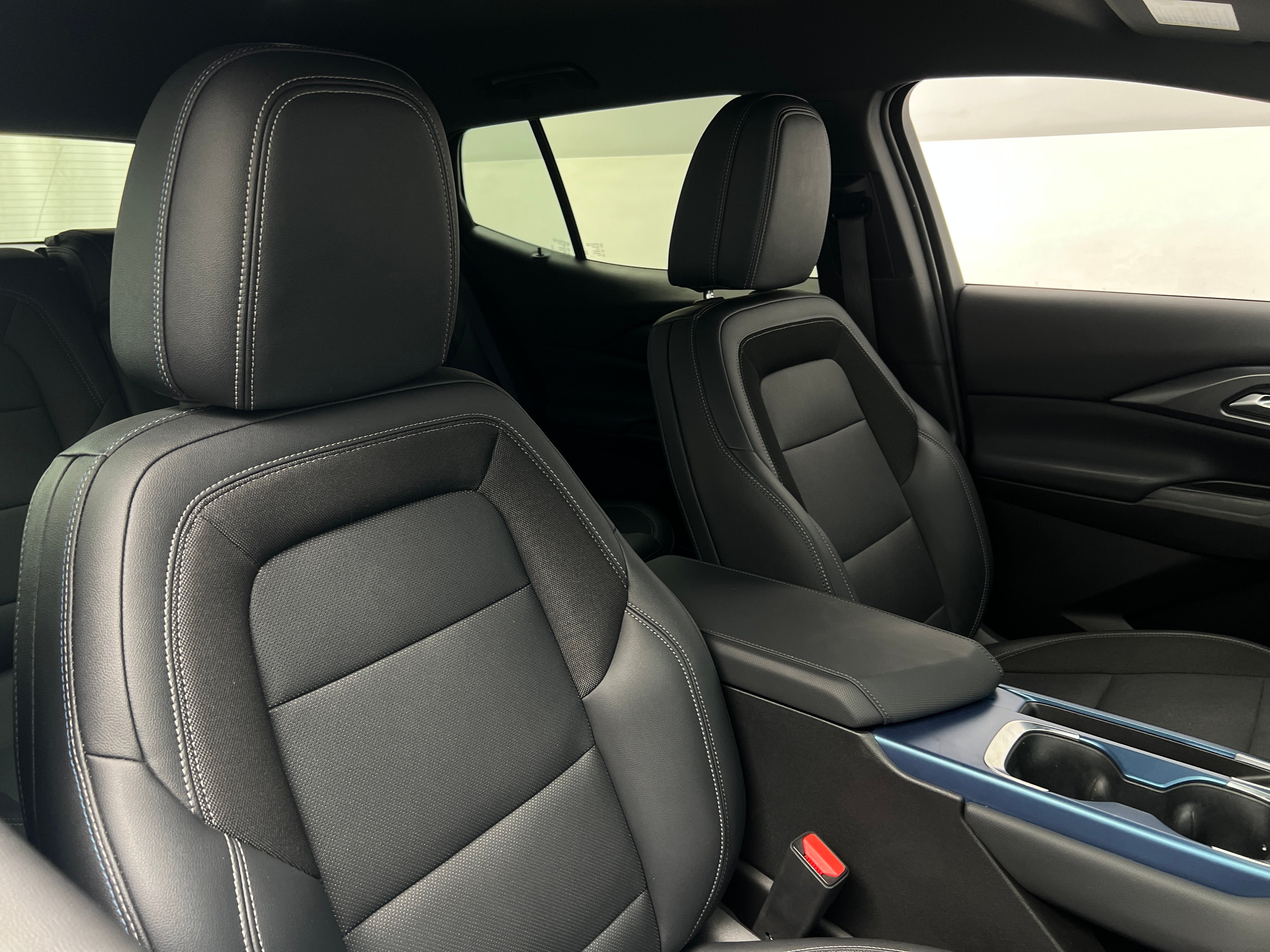 Used 2024 Chevrolet Equinox EV LT with VIN 3GN7DLRPXRS249472 for sale in Auburn, WA
