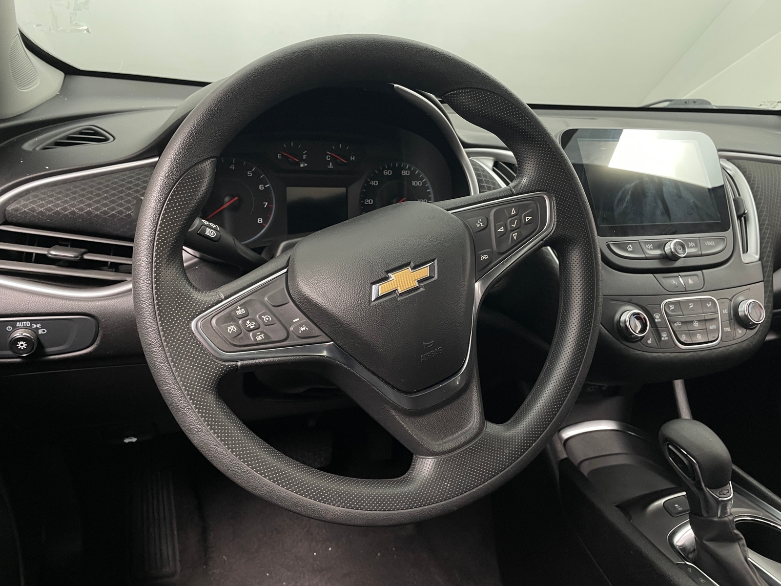 Thumbnail: 2025 Chevrolet Malibu - 5