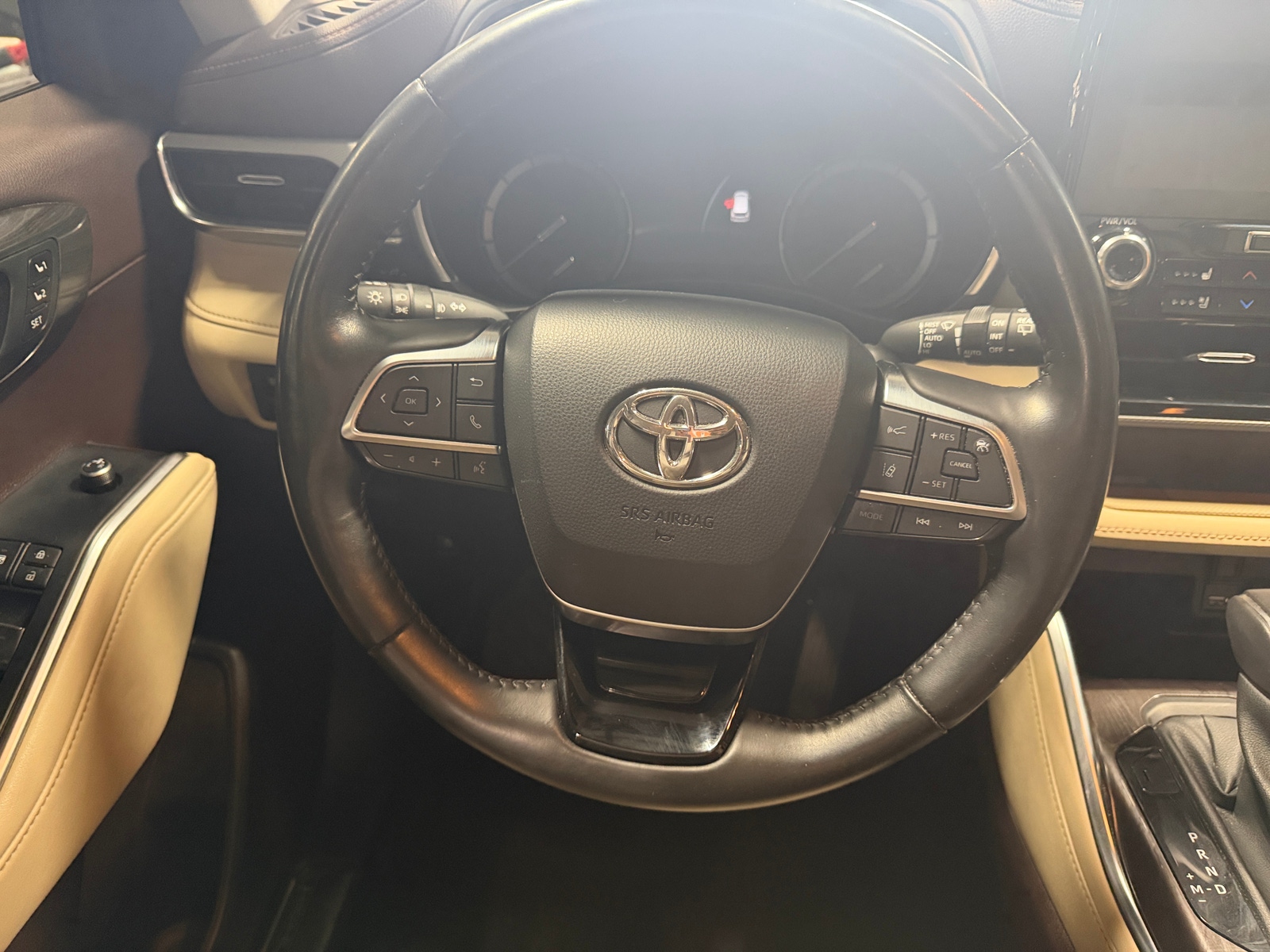 Thumbnail: 2021 Toyota Highlander - 4