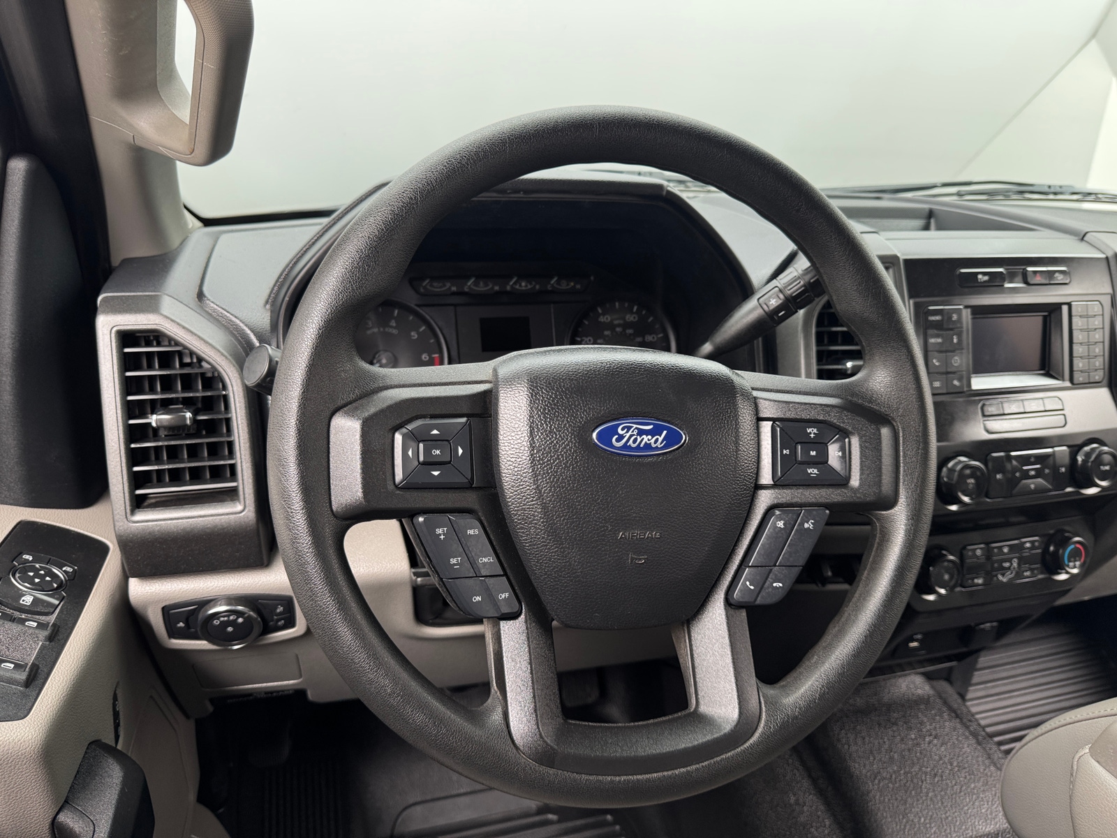 Thumbnail: 2021 Ford Econoline - 4
