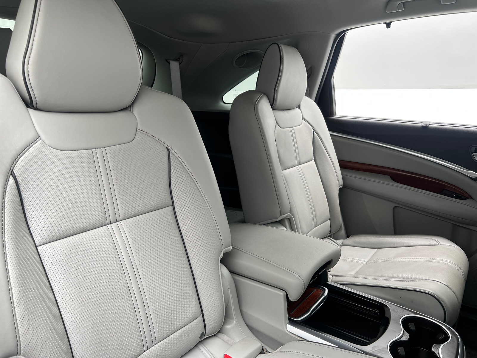 Thumbnail: 2017 Acura MDX - 5