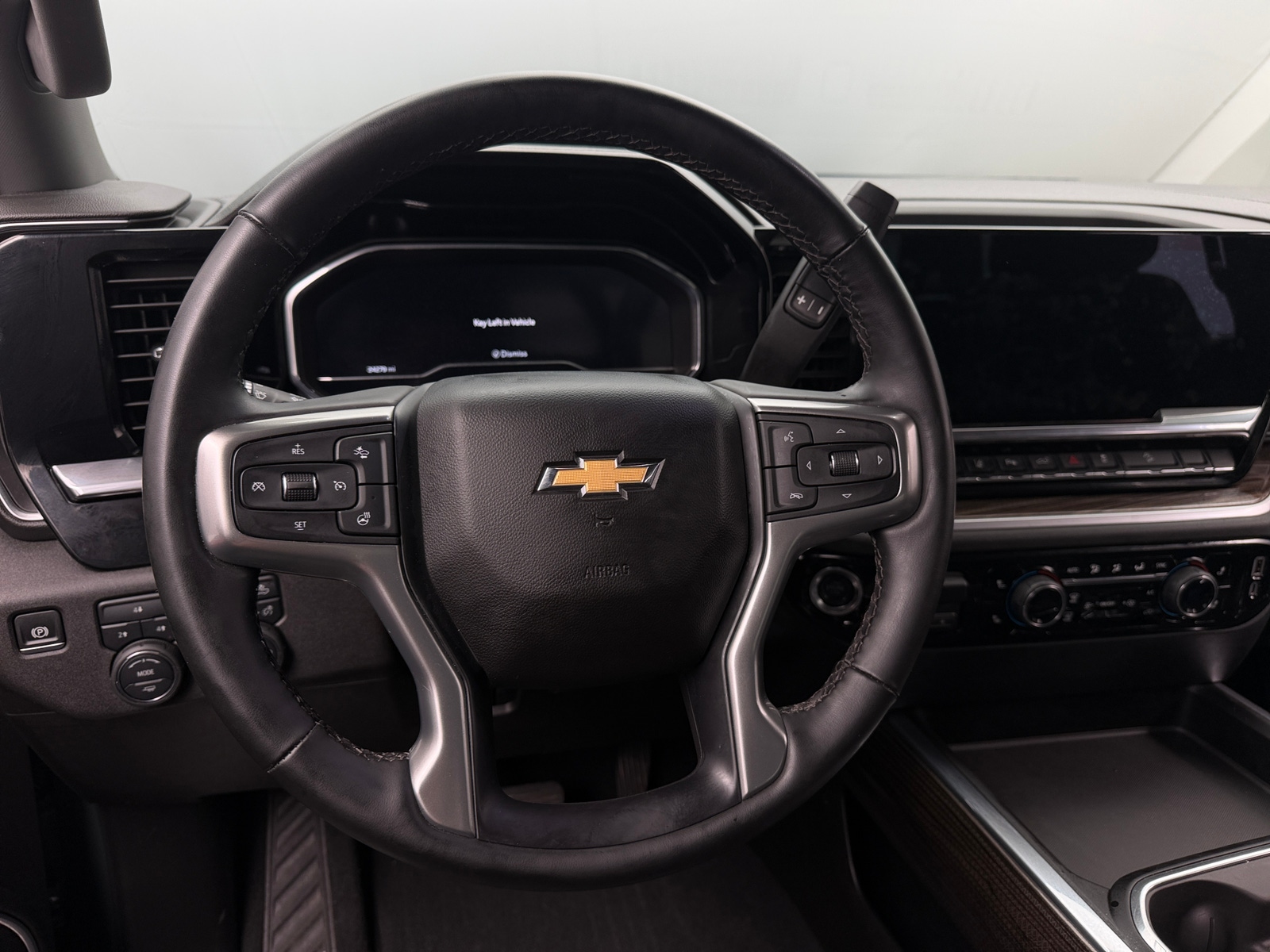 Thumbnail: 2025 Chevrolet Silverado 2500 - 5