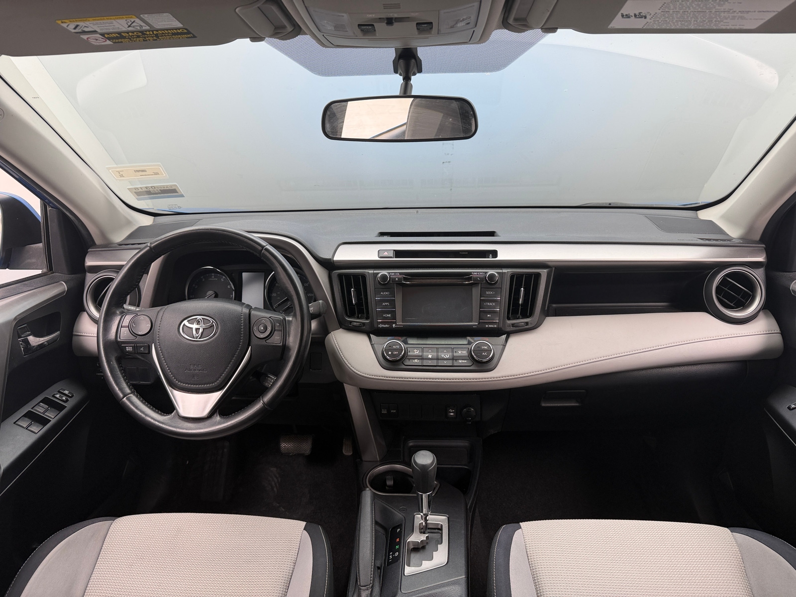 Thumbnail: 2016 Toyota RAV4 - 3