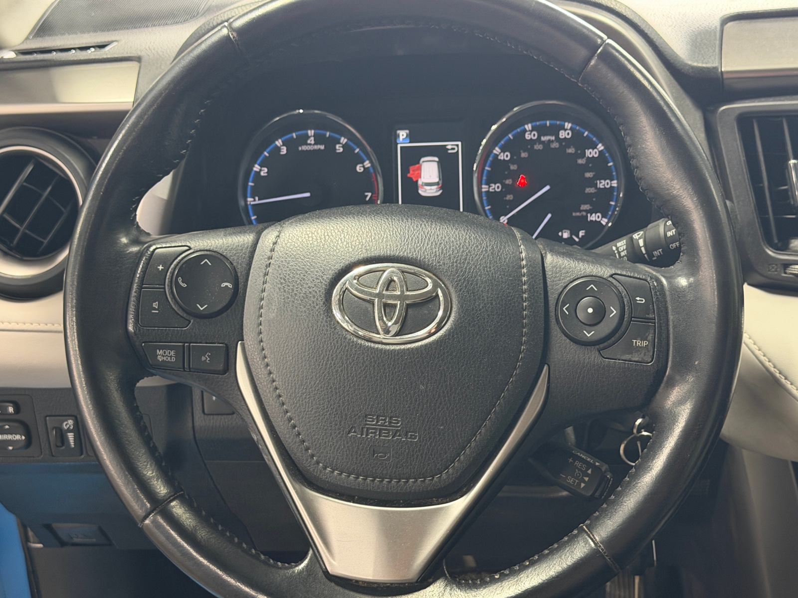 Thumbnail: 2016 Toyota RAV4 - 5