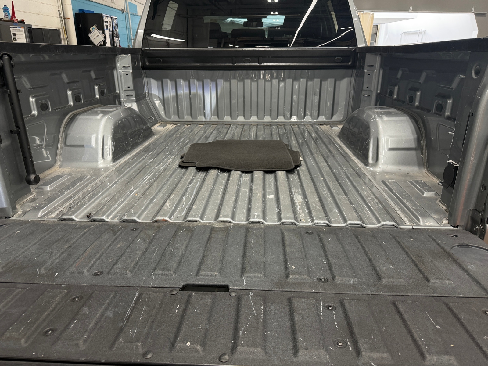 Thumbnail: 2025 GMC Sierra 1500 - 6