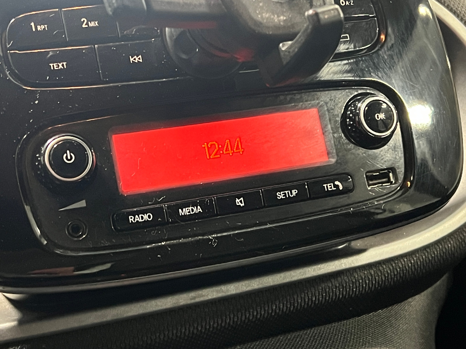 Thumbnail: 2018 smart fortwo - 3