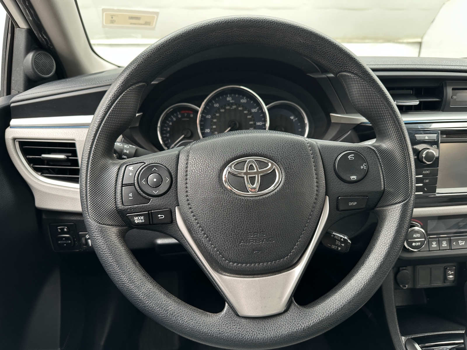 Thumbnail: 2015 Toyota Corolla - 5