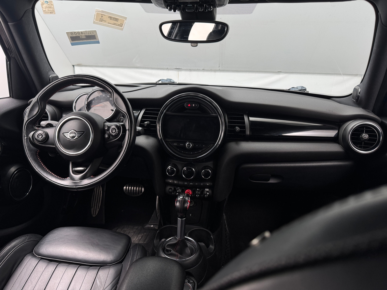 Thumbnail: 2019 MINI Cooper Hardtop - 2