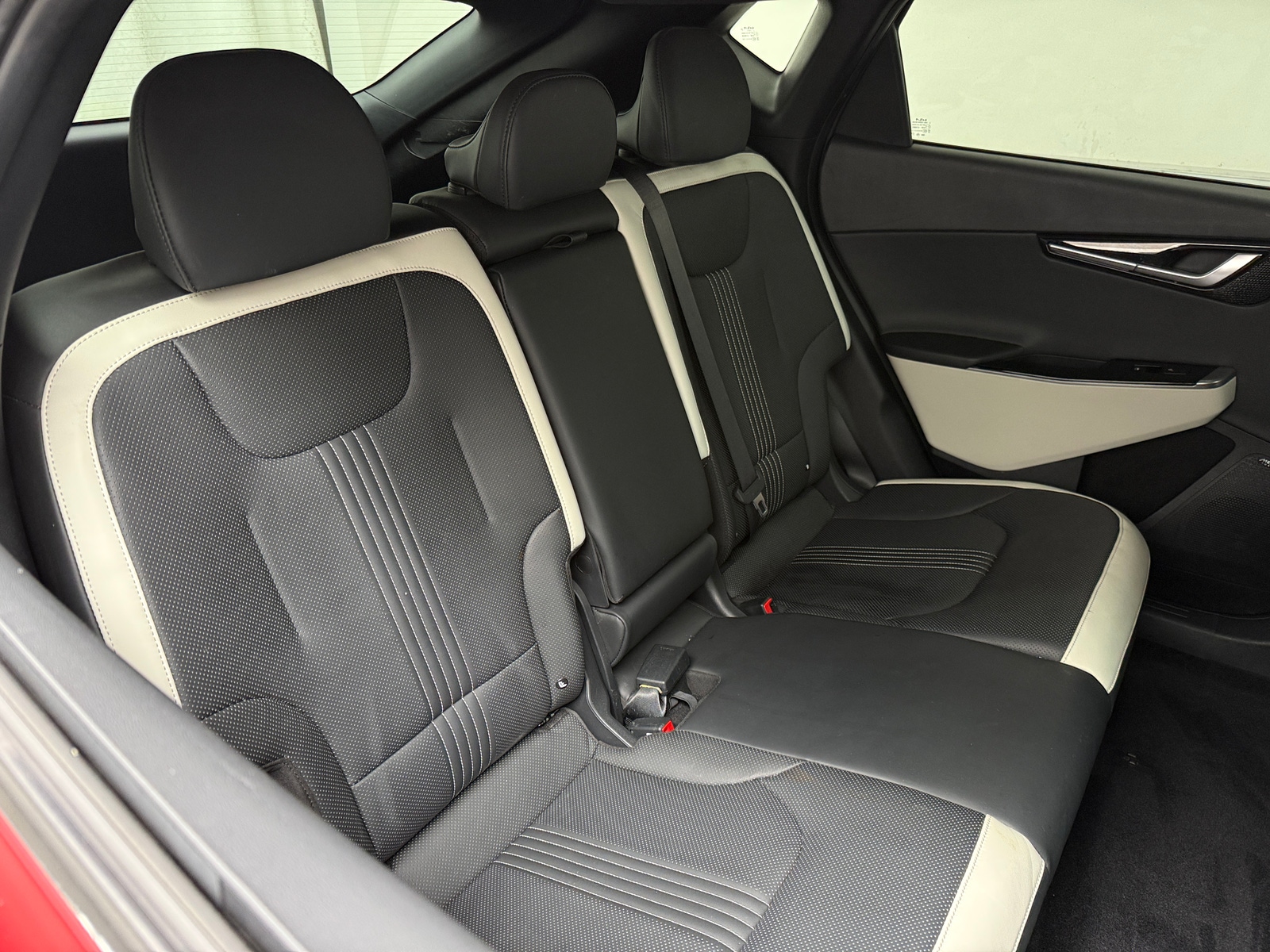 Thumbnail: 2023 Kia EV6 - 5