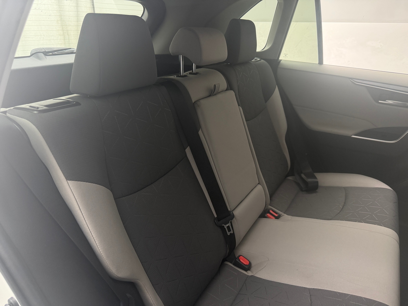 Thumbnail: 2020 Toyota RAV4 - 6