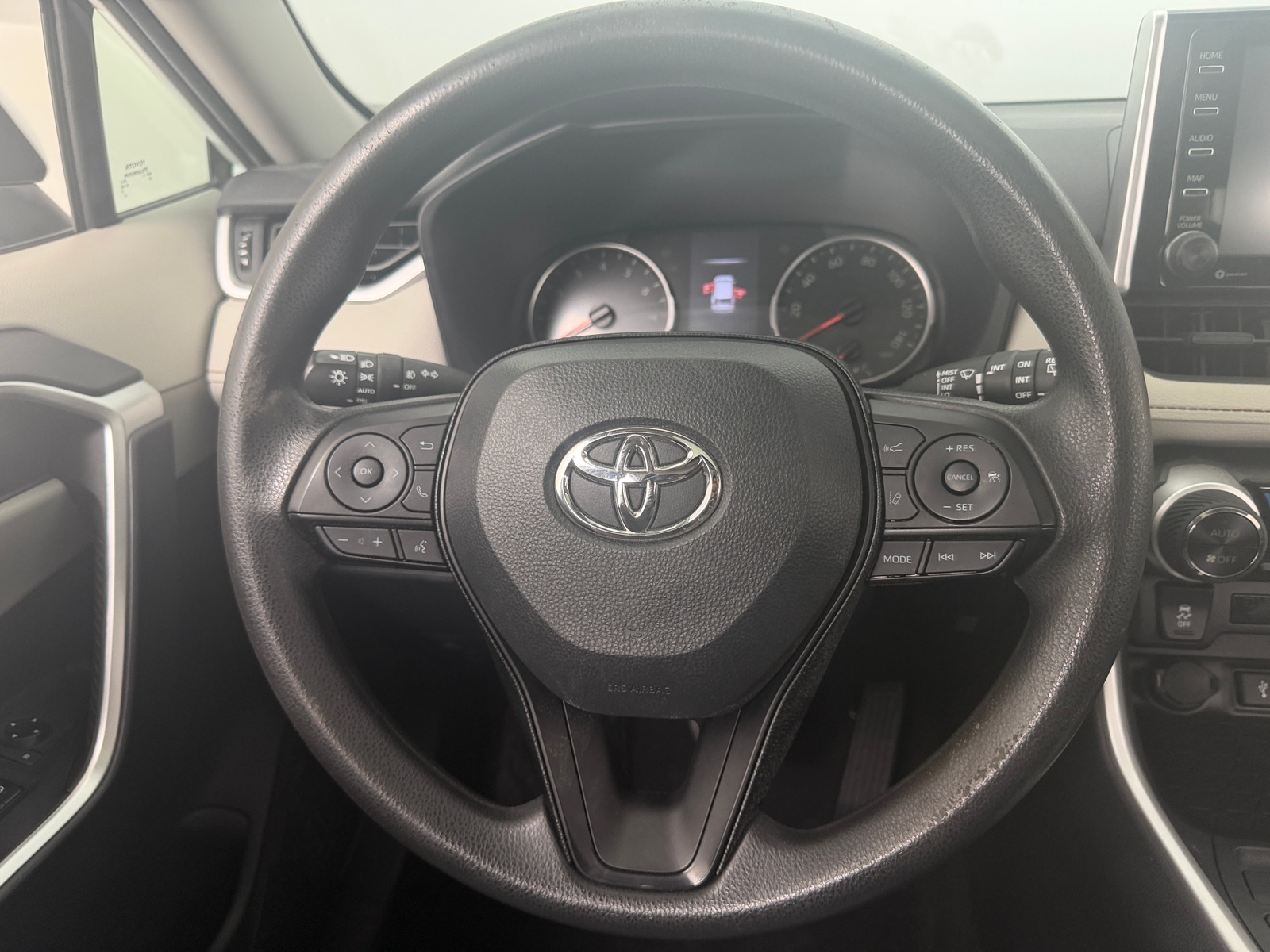 Thumbnail: 2020 Toyota RAV4 - 5