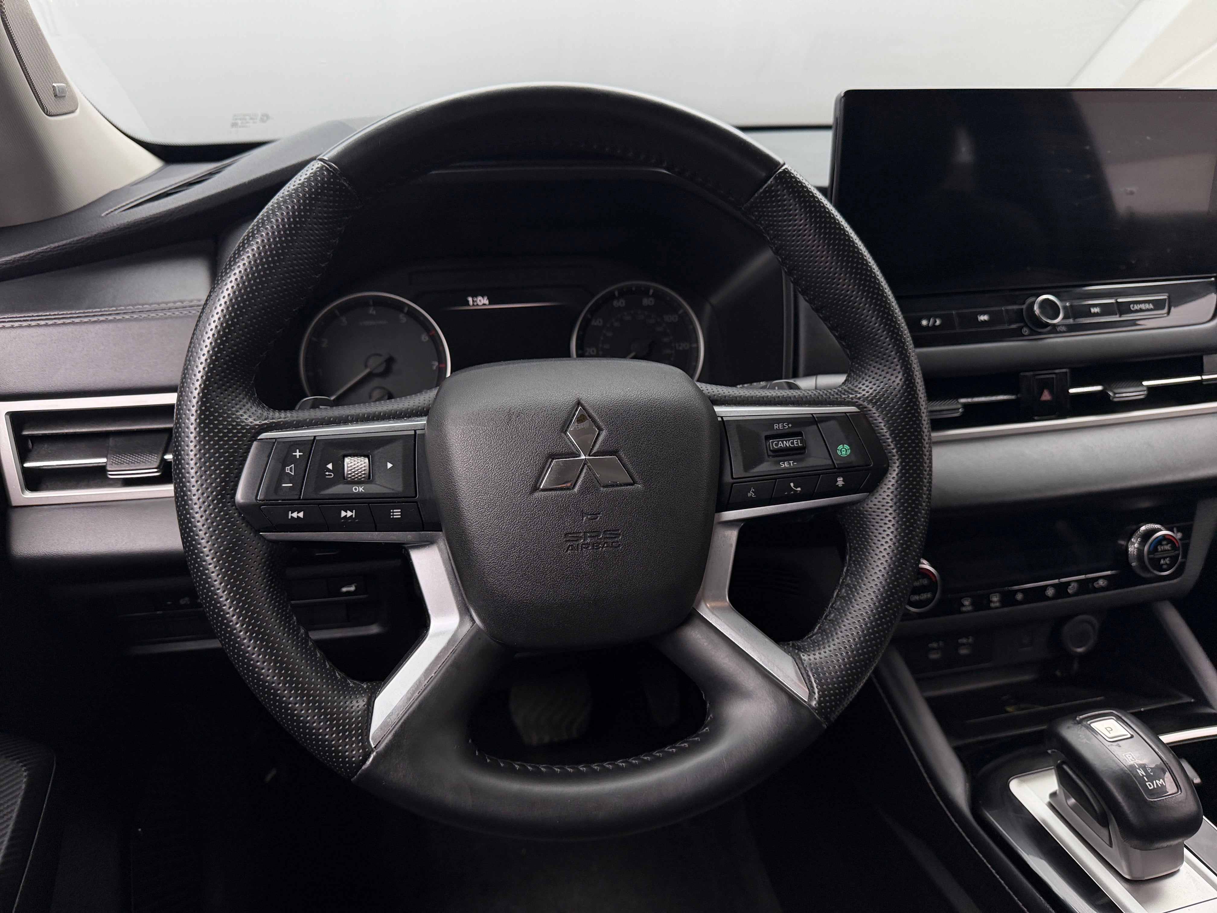 2025 Mitsubishi Outlander SE - Photo 10