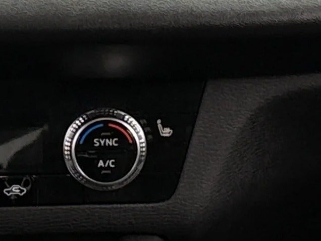2025 Mitsubishi Outlander SE - Photo 18