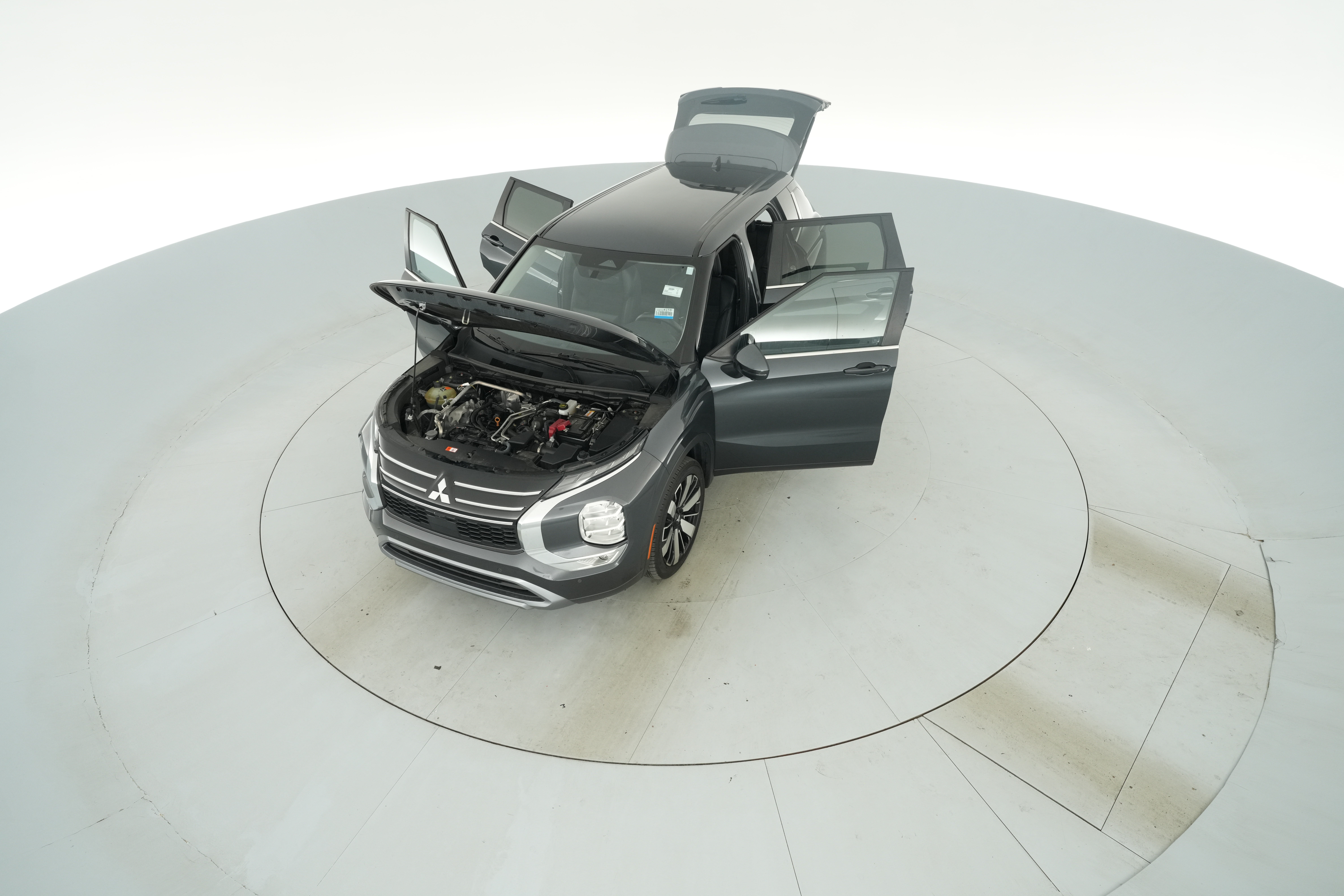 2025 Mitsubishi Outlander SE - Photo 44