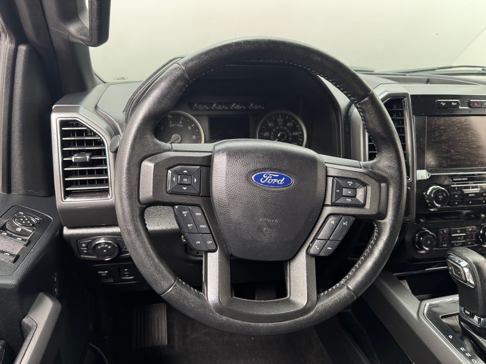 Thumbnail: 2020 Ford Econoline - 5