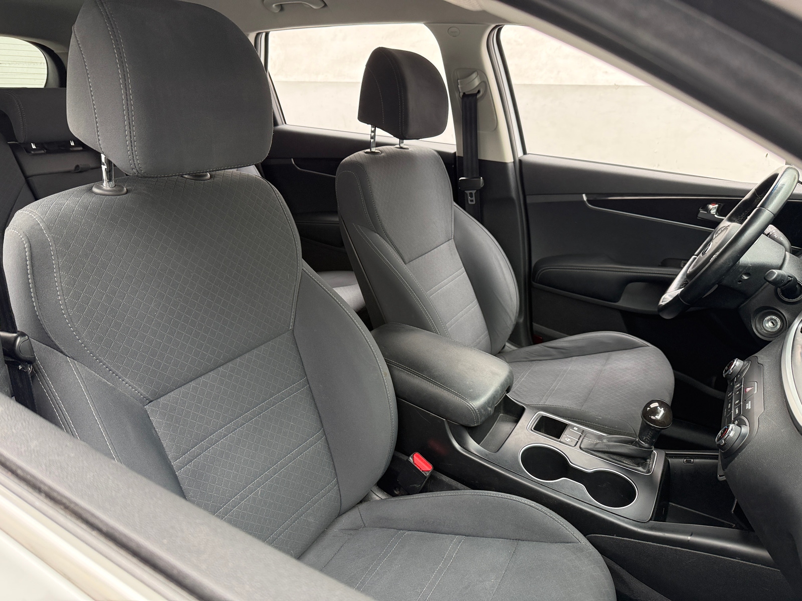 Thumbnail: 2017 Kia Sorento - 2