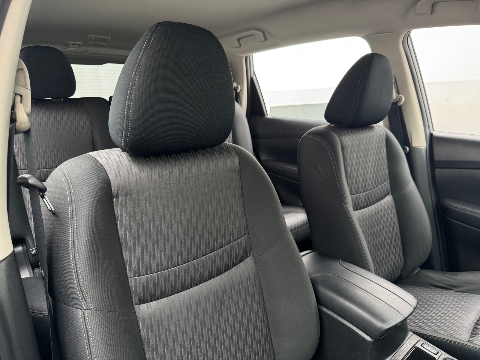Thumbnail: 2019 Nissan Rogue - 2