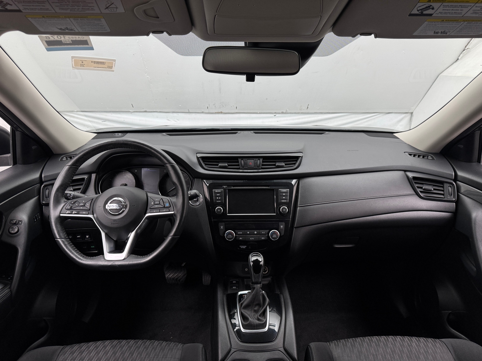 Thumbnail: 2019 Nissan Rogue - 3