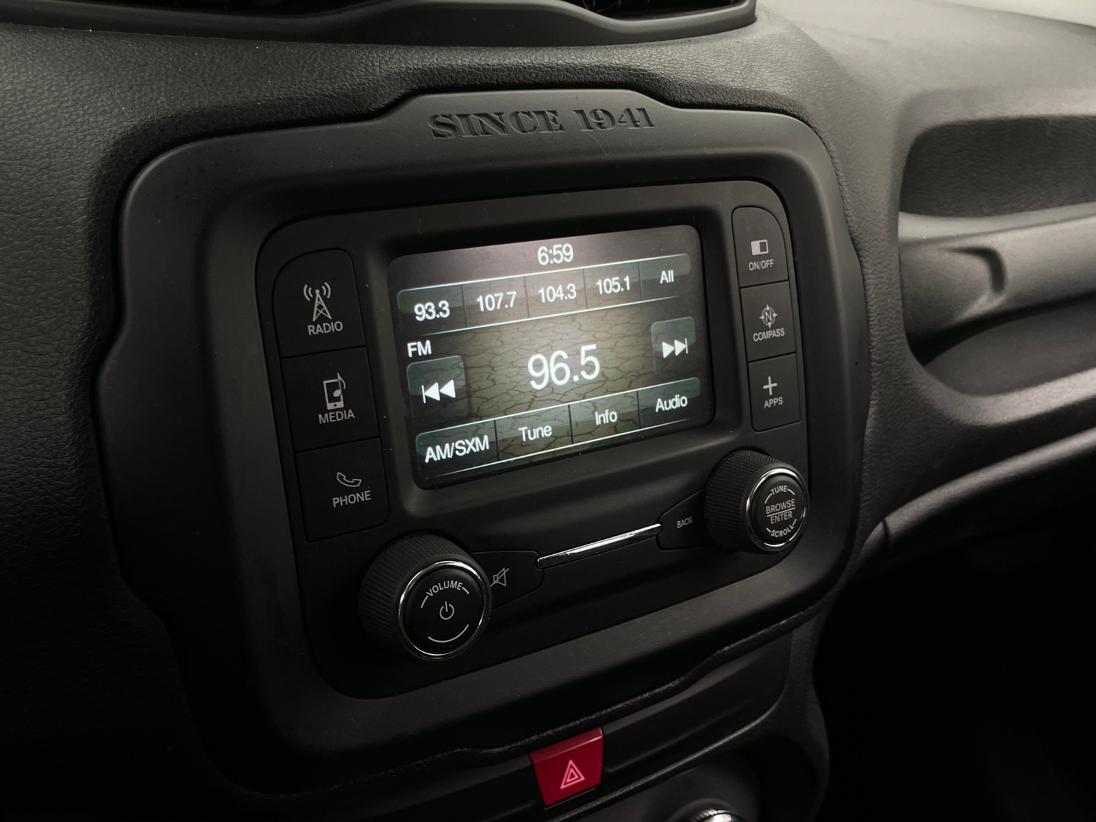 Thumbnail: 2017 Jeep Renegade - 4