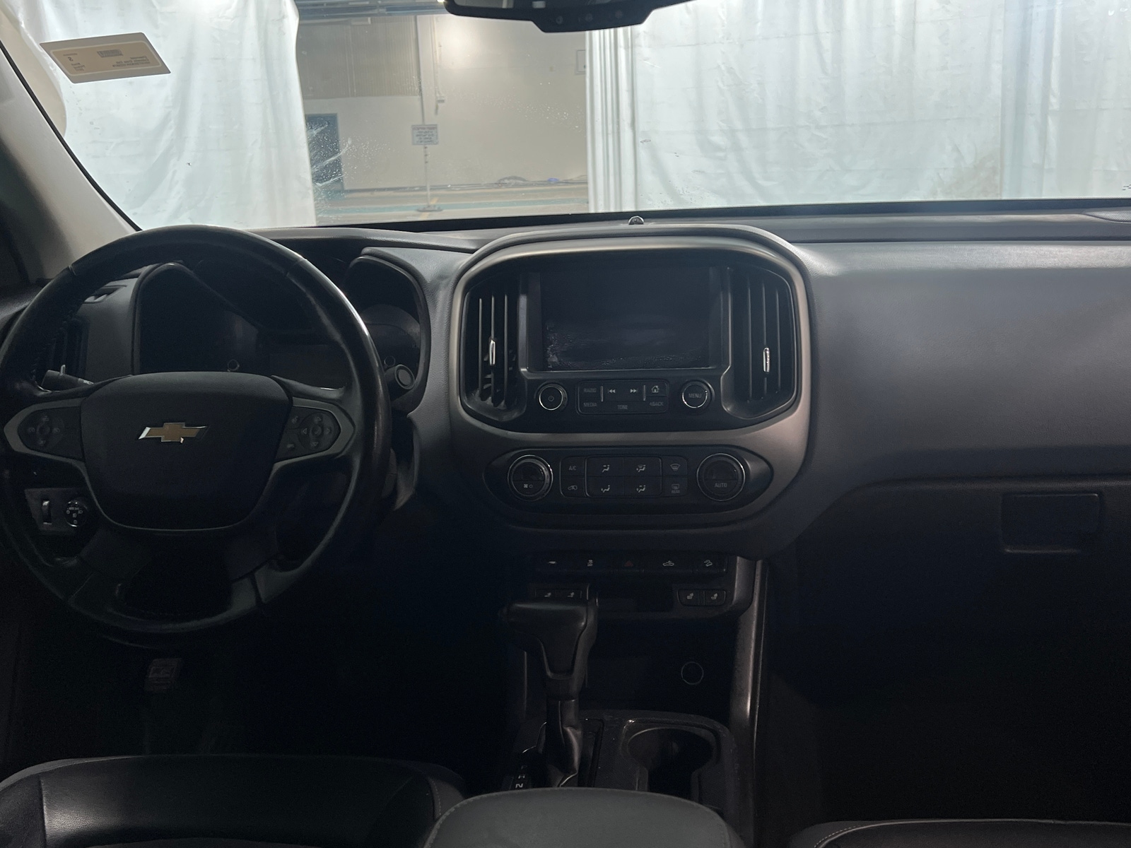 Thumbnail: 2017 Chevrolet Colorado - 2