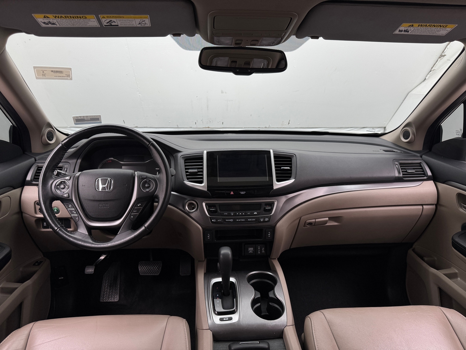 Thumbnail: 2018 Honda Pilot - 3