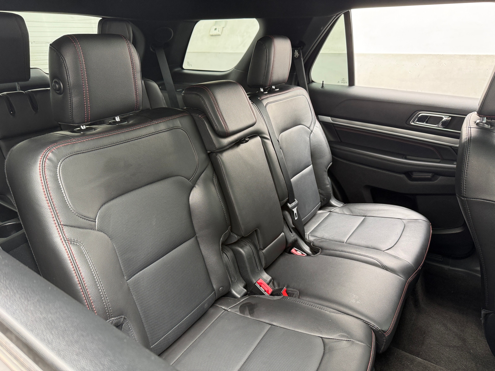 Thumbnail: 2018 Ford Explorer - 5