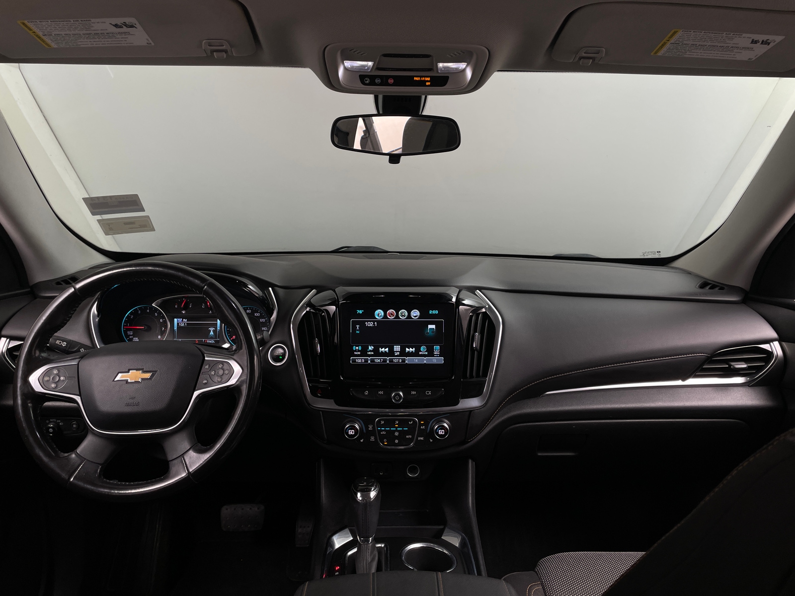 Thumbnail: 2018 Chevrolet Traverse - 3