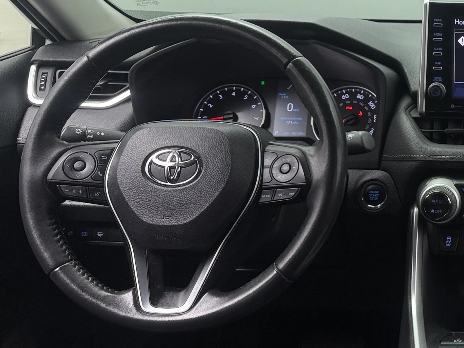 Thumbnail: 2022 Toyota RAV4 - 5