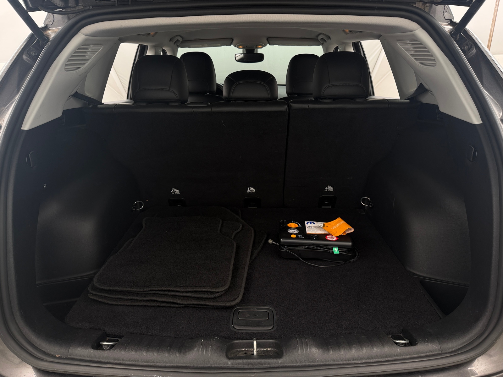 Thumbnail: 2018 Jeep Compass - 7
