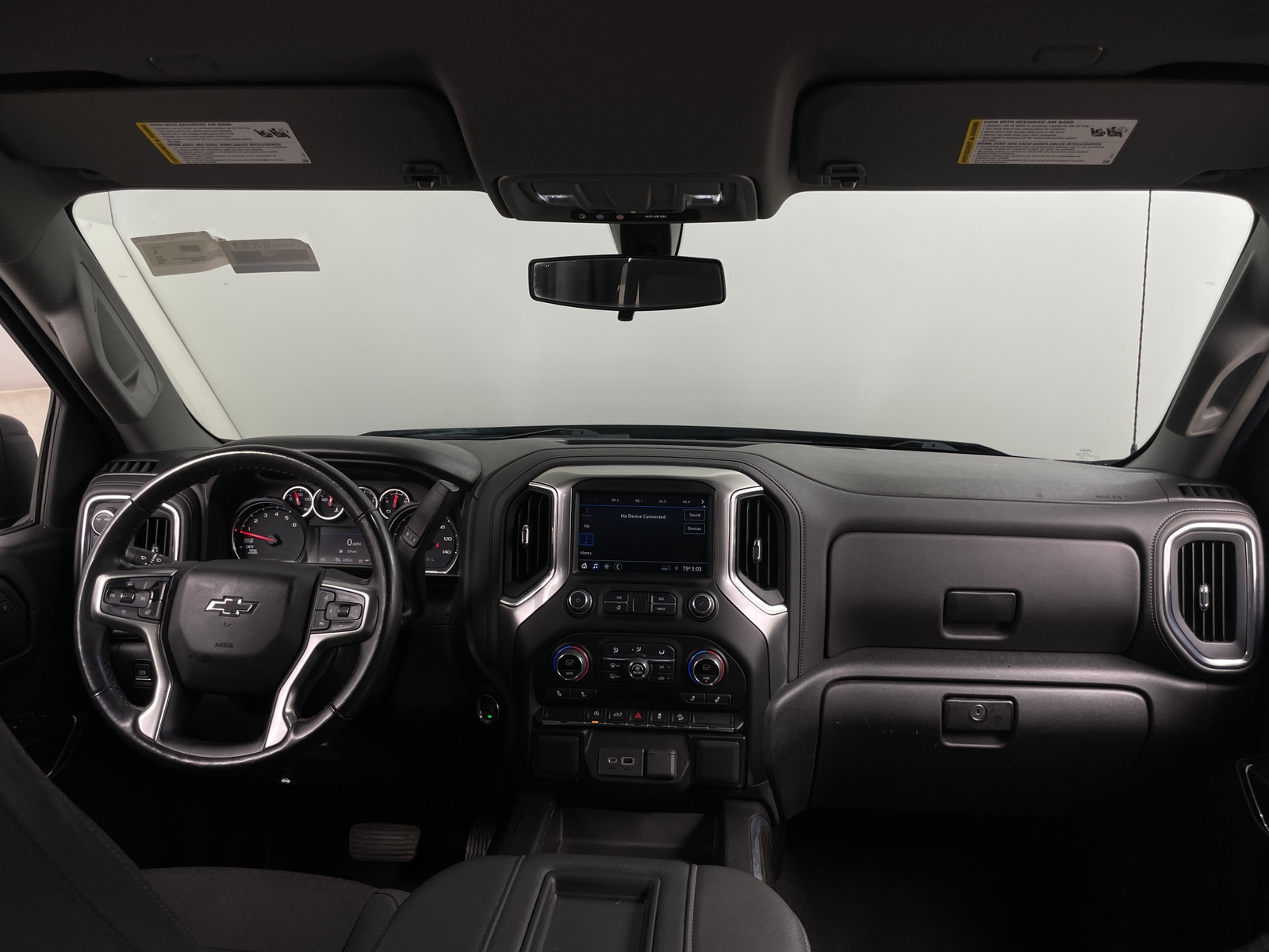 Thumbnail: 2022 Chevrolet Silverado 1500 - 3