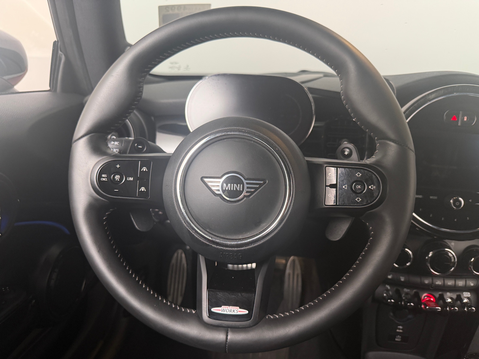 Thumbnail: 2023 MINI Cooper Hardtop - 4