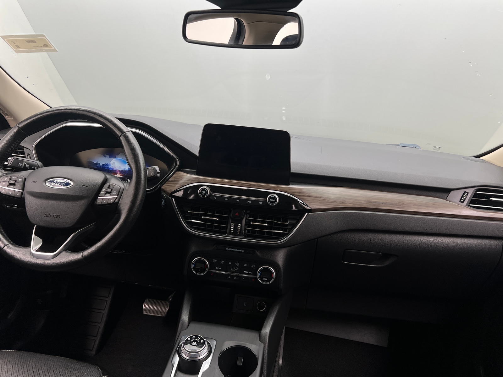 Thumbnail: 2020 Ford Escape - 2