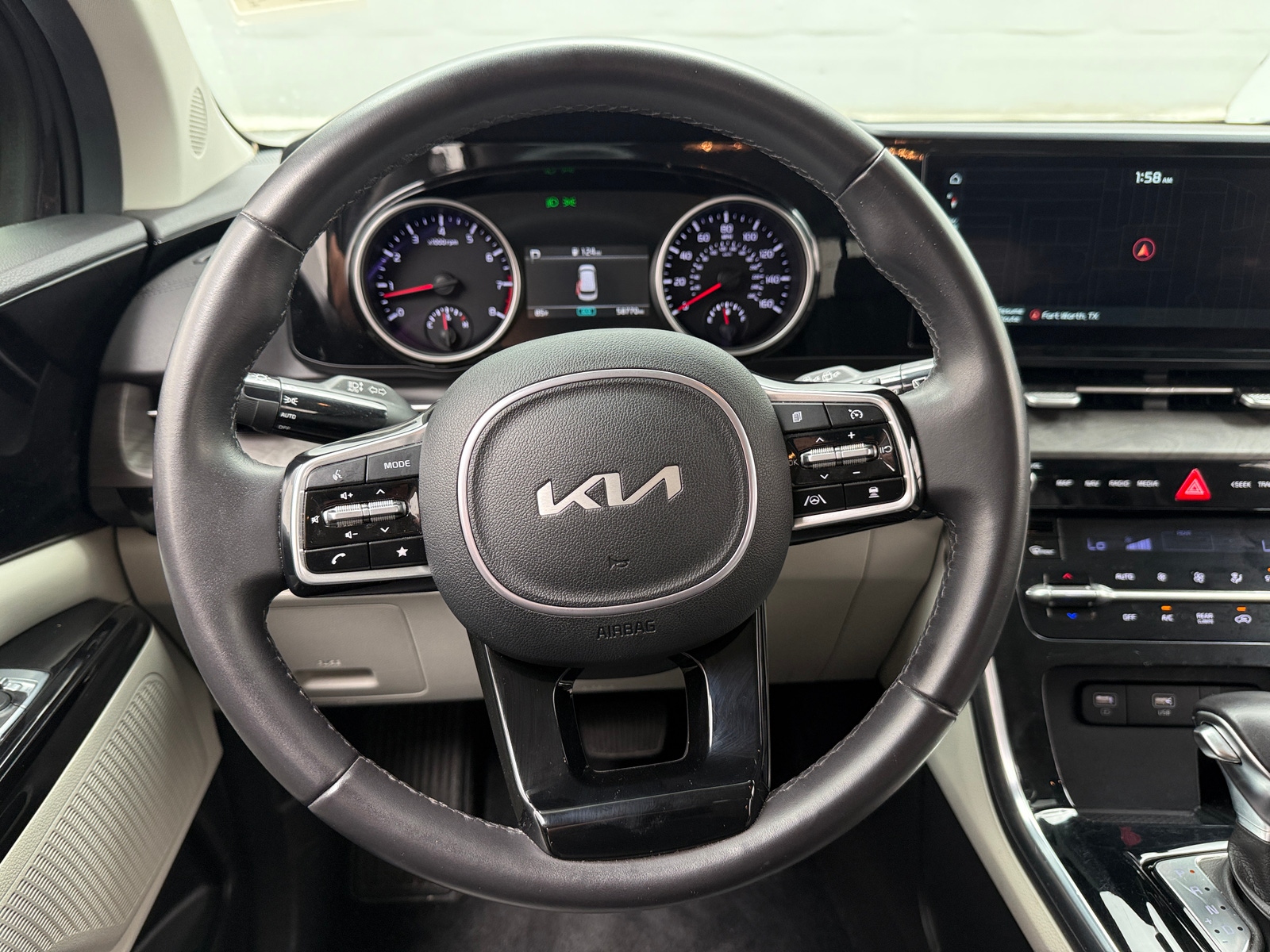 Thumbnail: 2024 Kia Carnival - 4