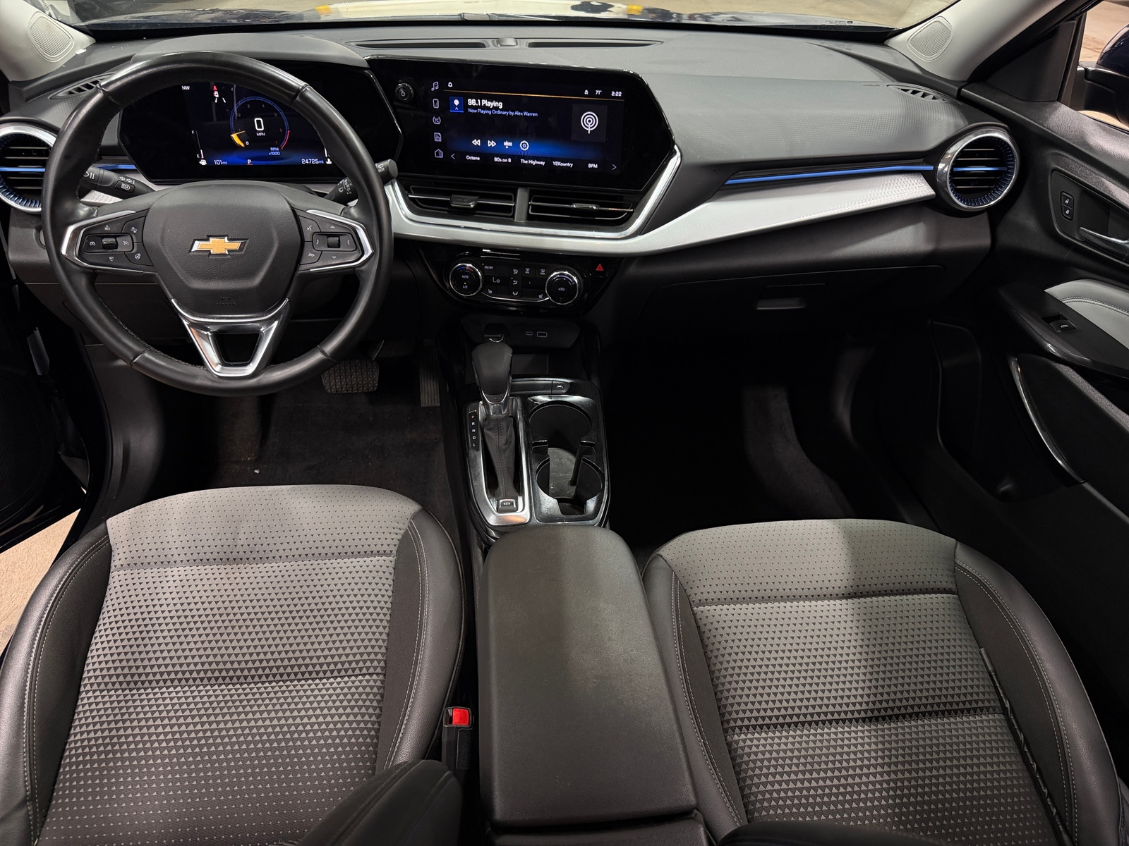 Thumbnail: 2024 Chevrolet Trax - 2