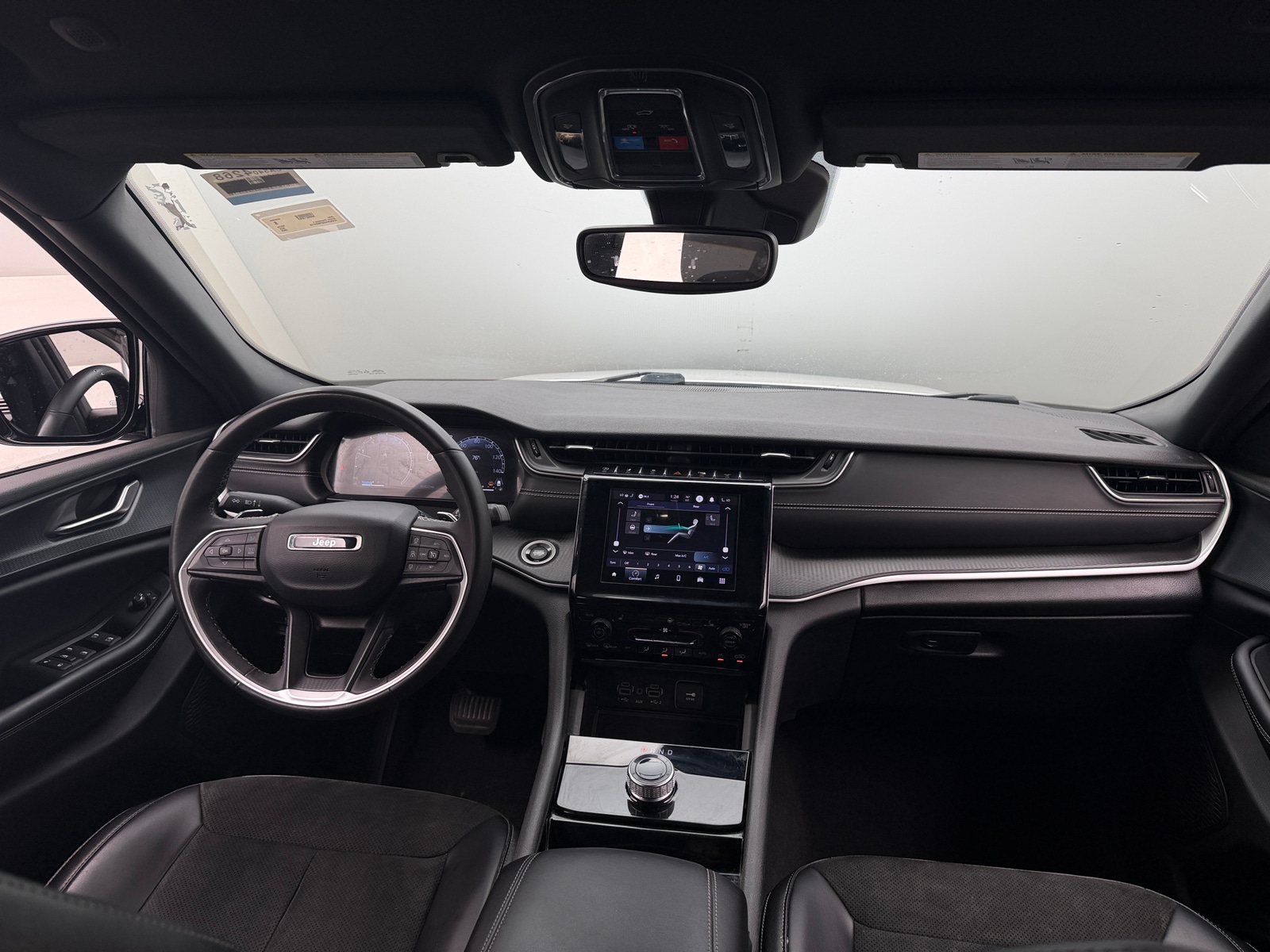 Thumbnail: 2023 Jeep Grand Cherokee L - 2