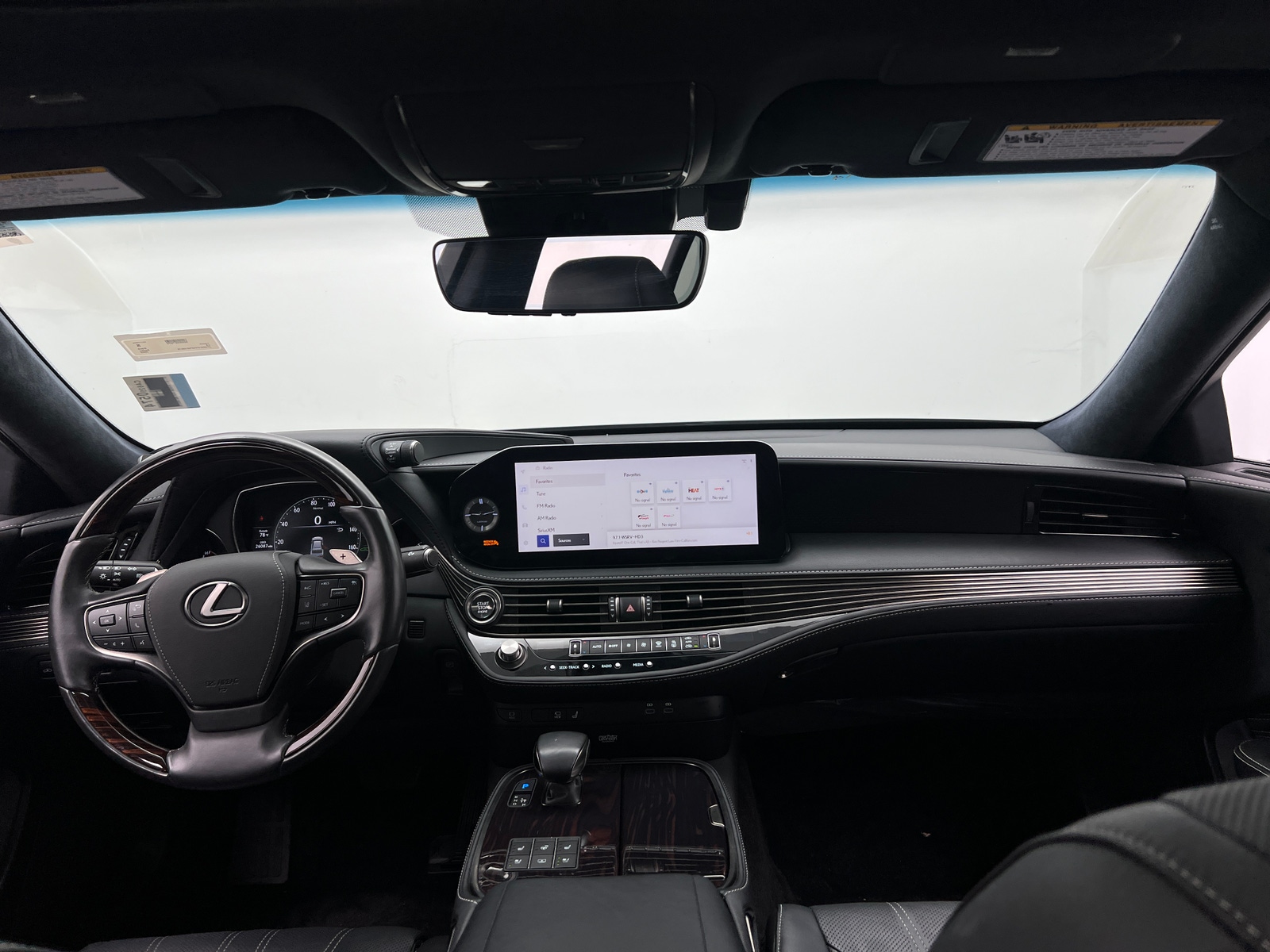 Thumbnail: 2023 Lexus LS - 2