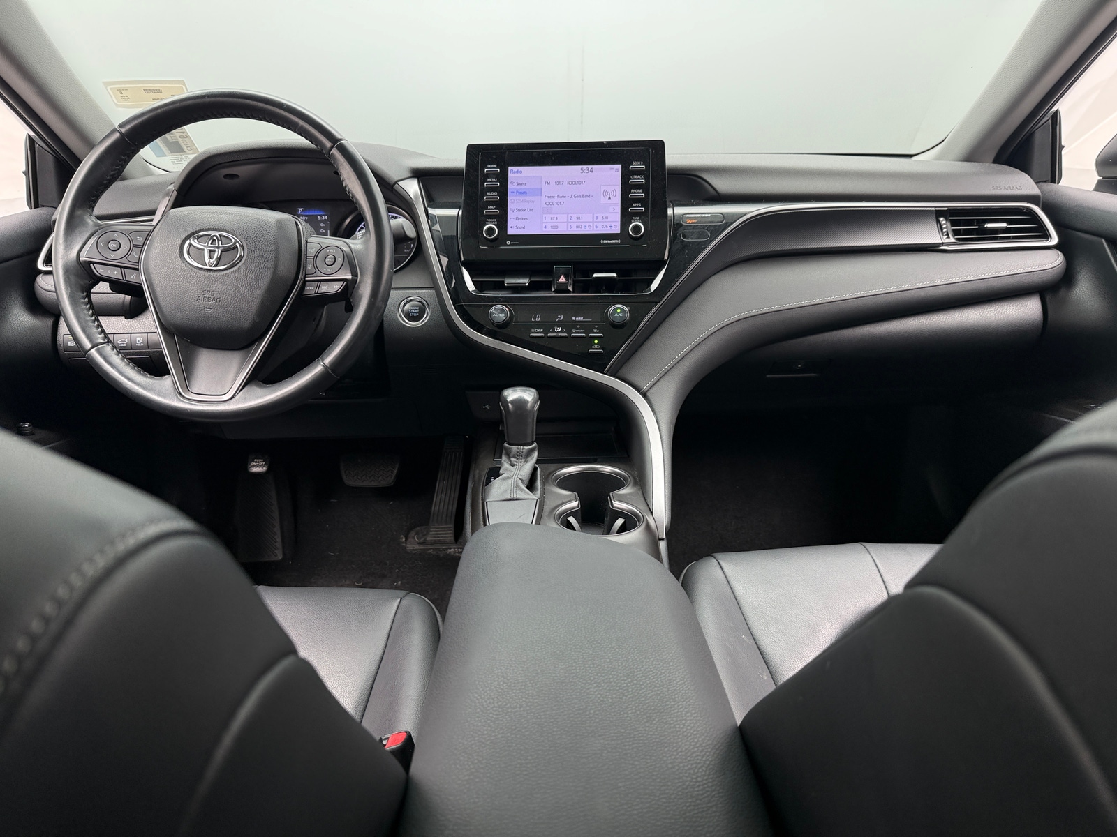 Thumbnail: 2021 Toyota Camry - 3