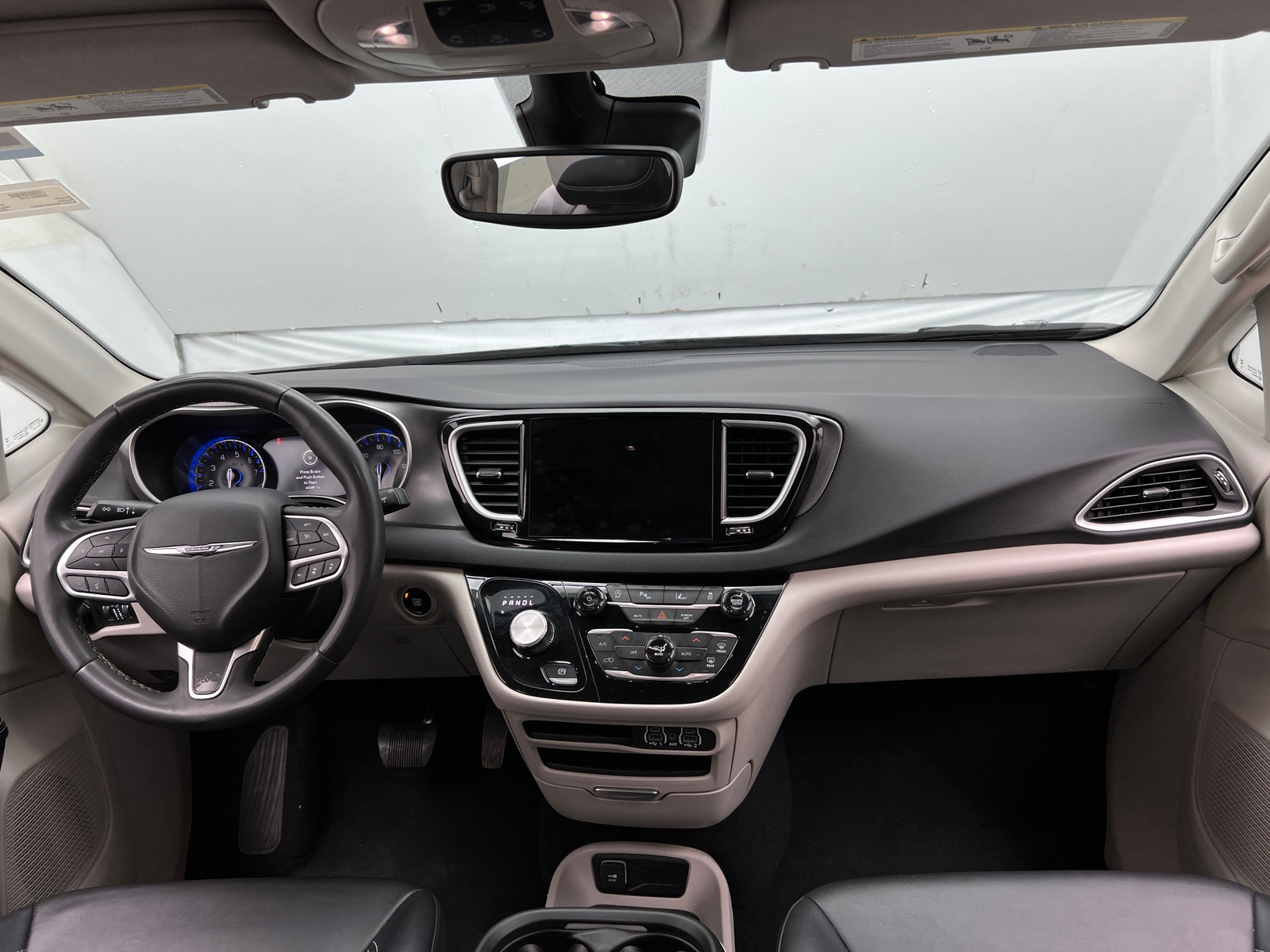 Thumbnail: 2024 Chrysler Pacifica - 2