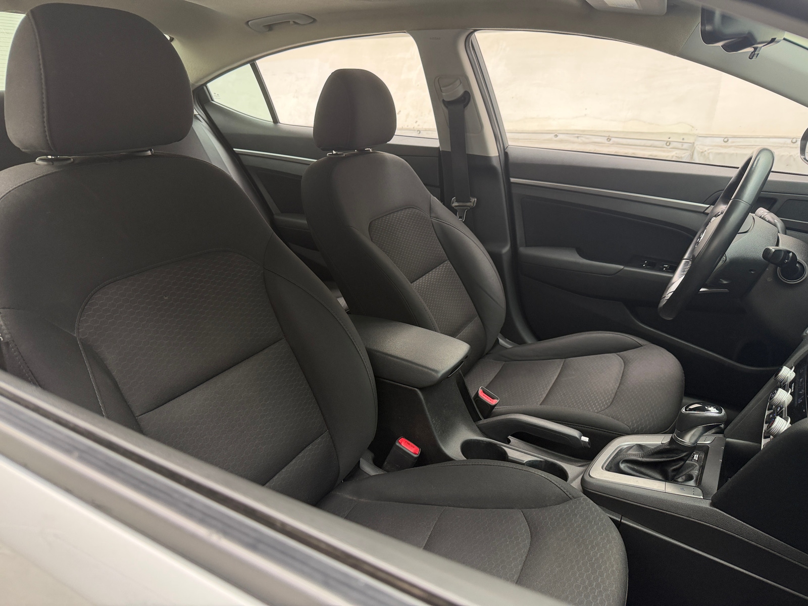 Thumbnail: 2019 Hyundai Elantra - 2