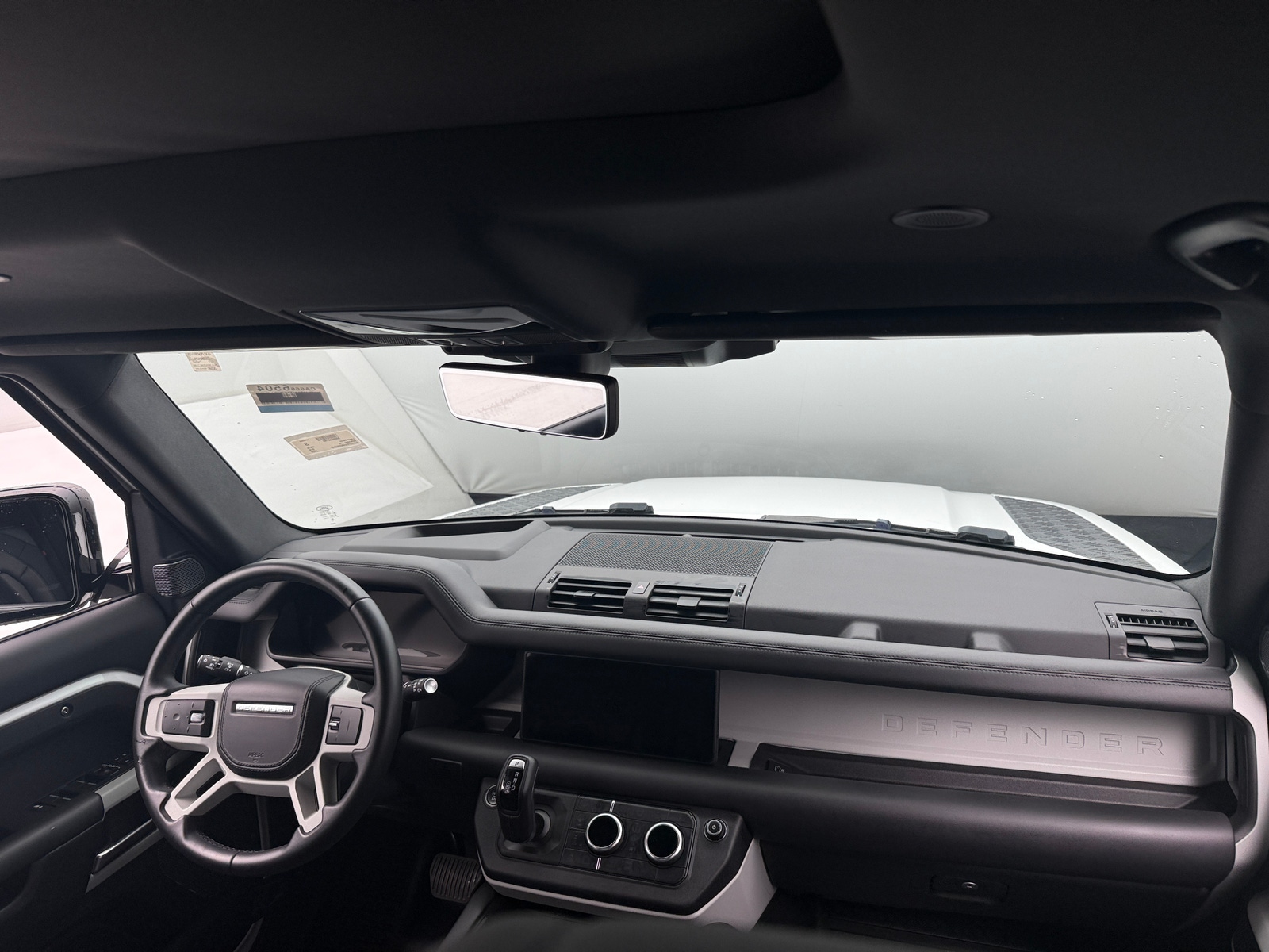 Thumbnail: 2024 Land Rover Defender - 3