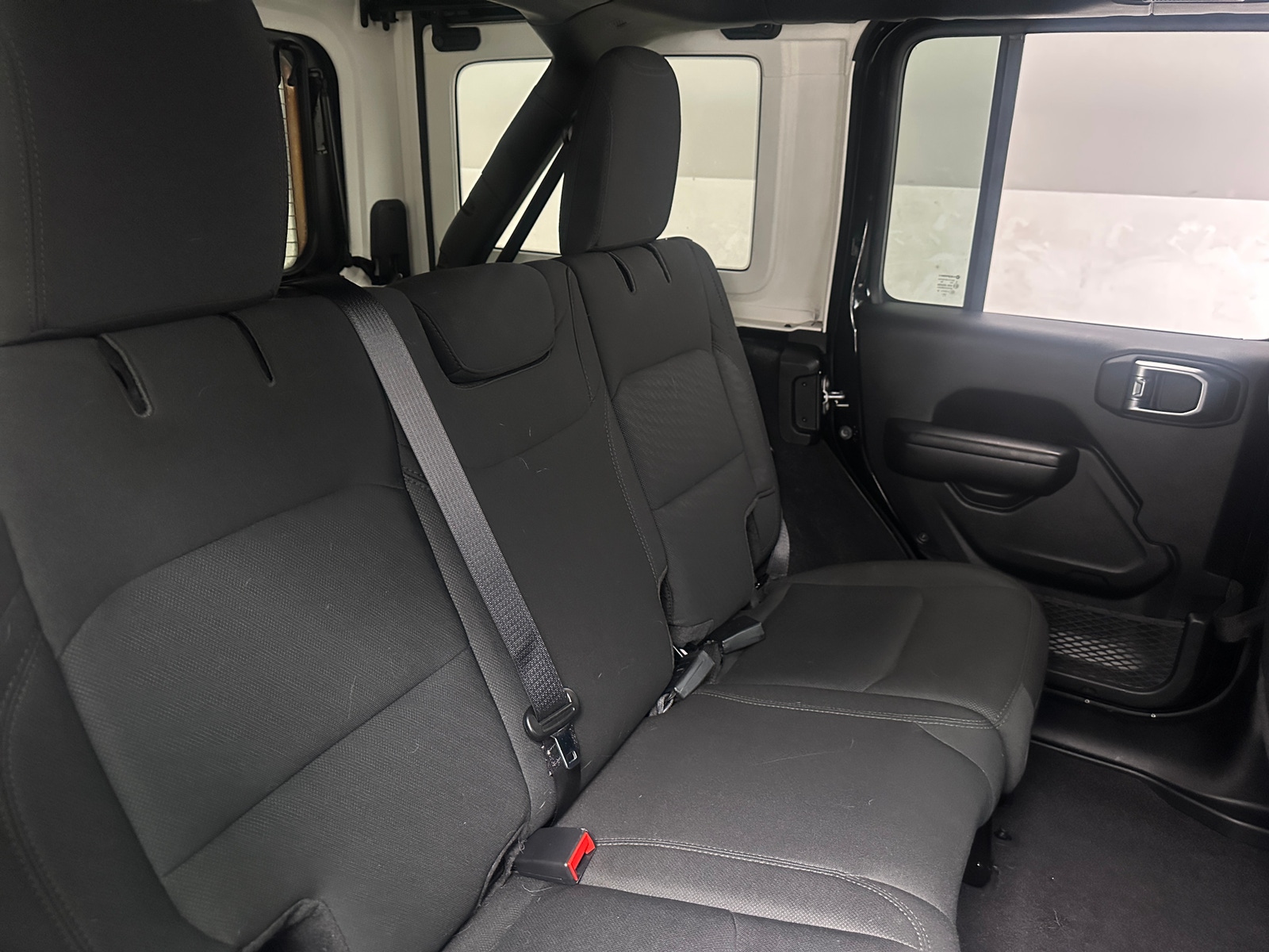 Thumbnail: 2021 Jeep Wrangler - 6