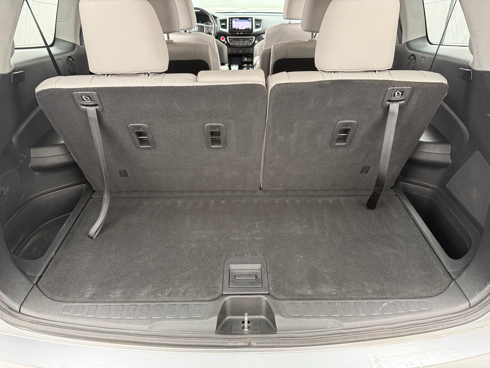 Thumbnail: 2017 Honda Pilot - 6