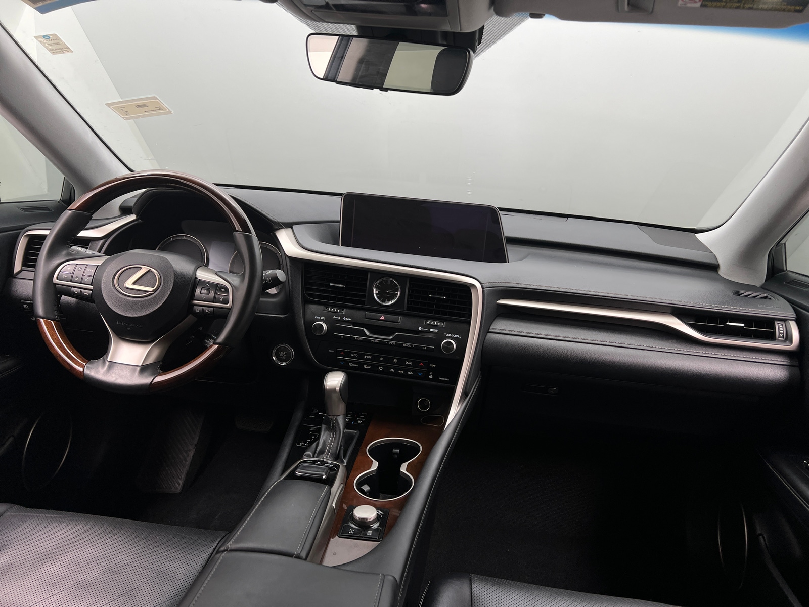 Thumbnail: 2018 Lexus RX - 3