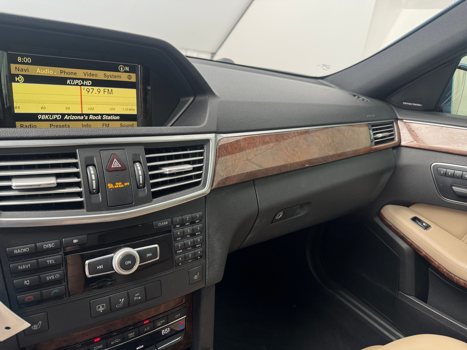Thumbnail: 2012 Mercedes-Benz E-Class - 3