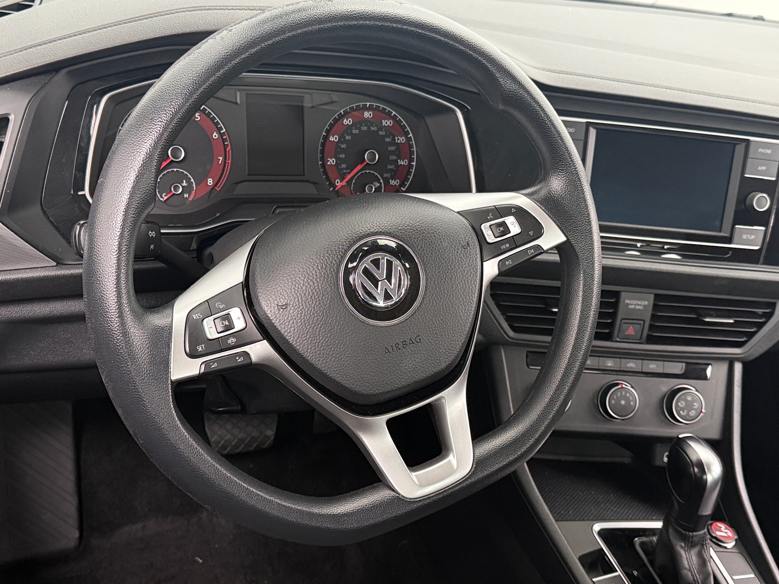 Thumbnail: 2019 Volkswagen Jetta - 5