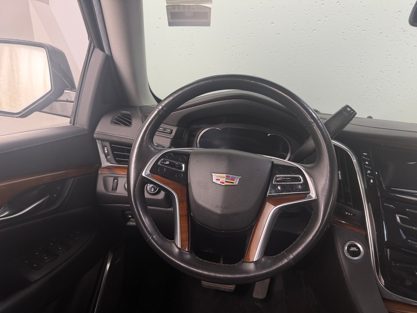 Thumbnail: 2017 Cadillac Escalade - 4