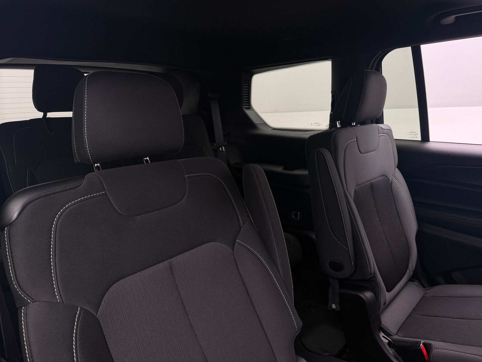 Thumbnail: 2025 Jeep Grand Cherokee L - 6