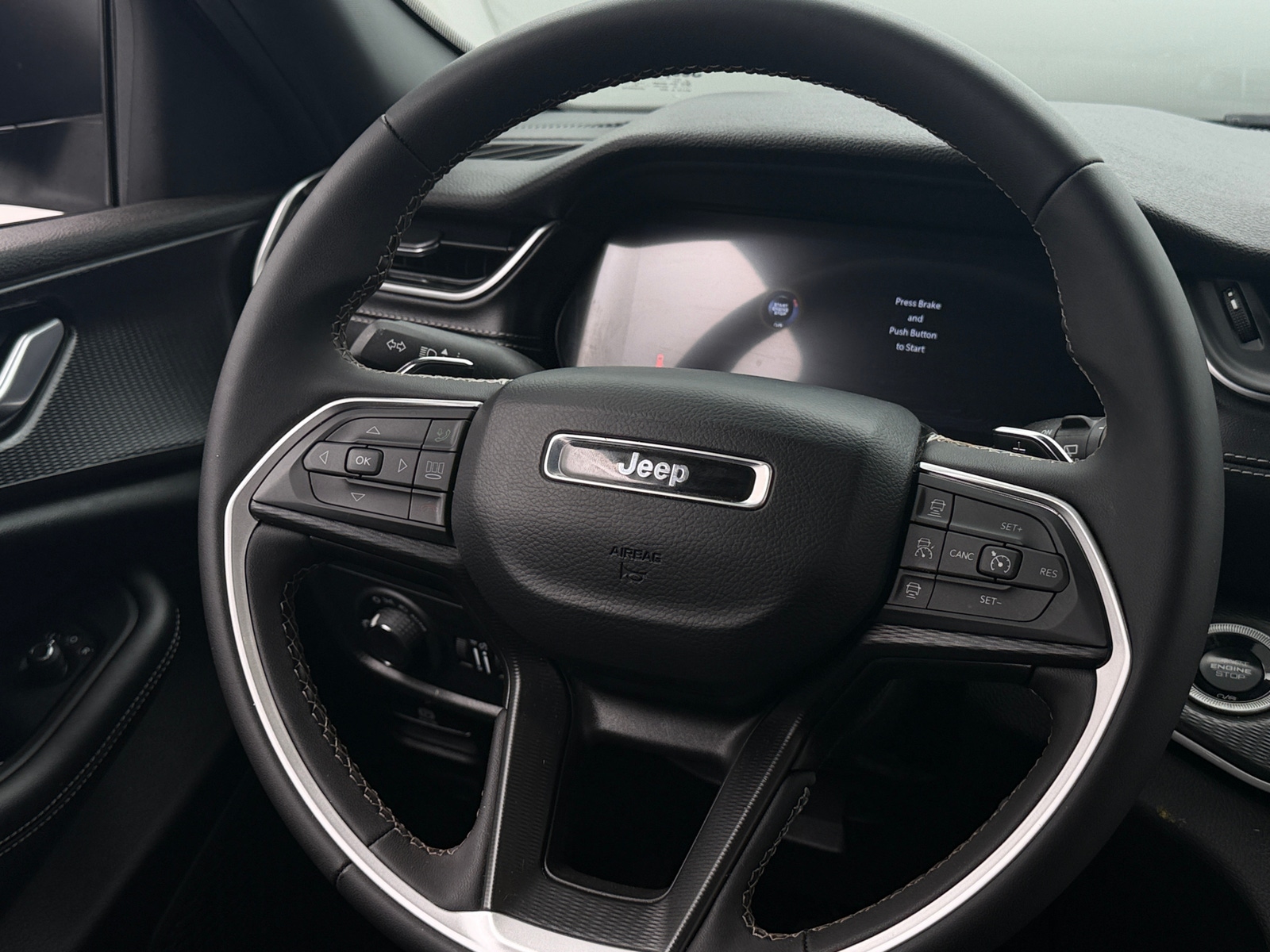 Thumbnail: 2025 Jeep Grand Cherokee L - 5