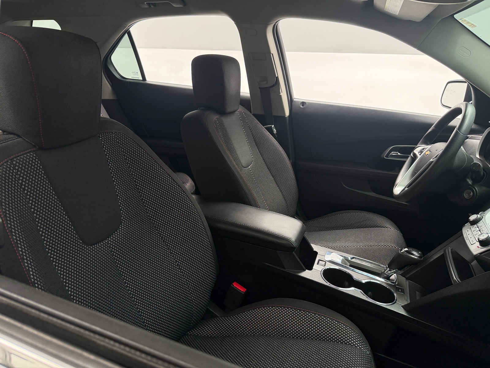 Thumbnail: 2017 Chevrolet Equinox - 2